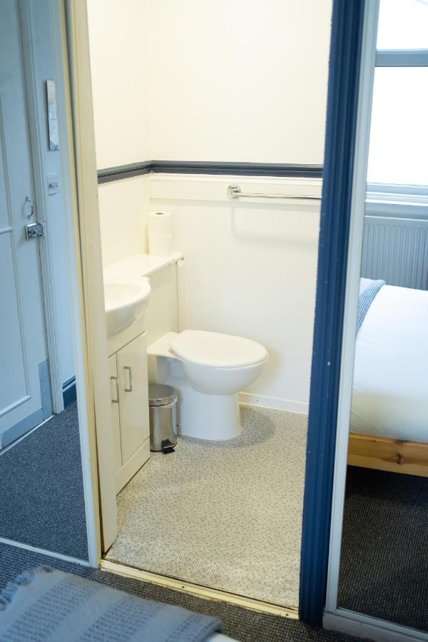 Ocean Breeze Rooms Brighton Екстериор снимка