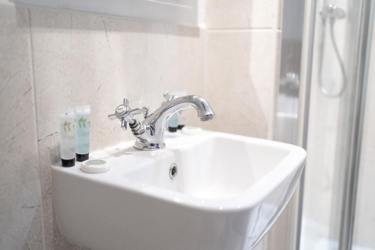 Ocean Breeze Rooms Brighton Екстериор снимка