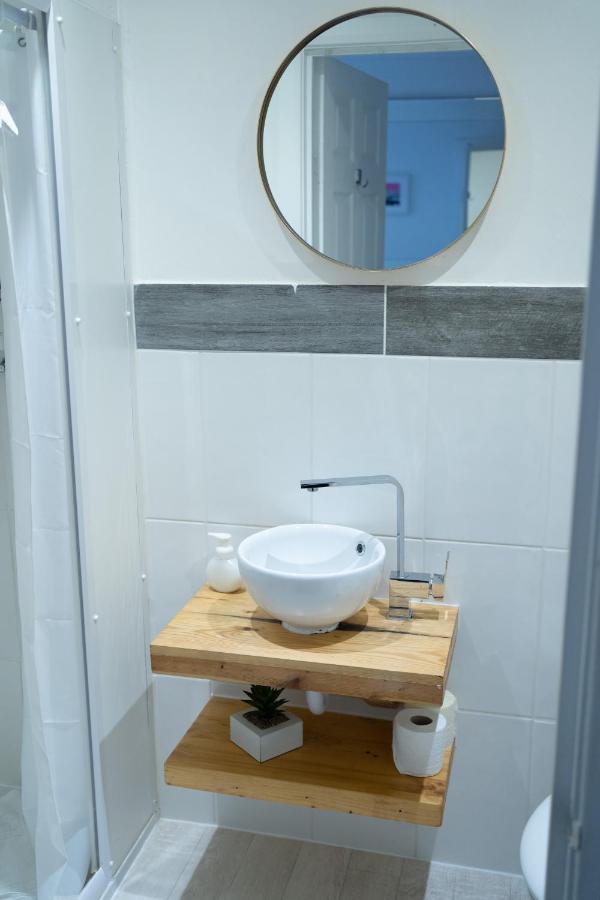 Ocean Breeze Rooms Brighton Екстериор снимка